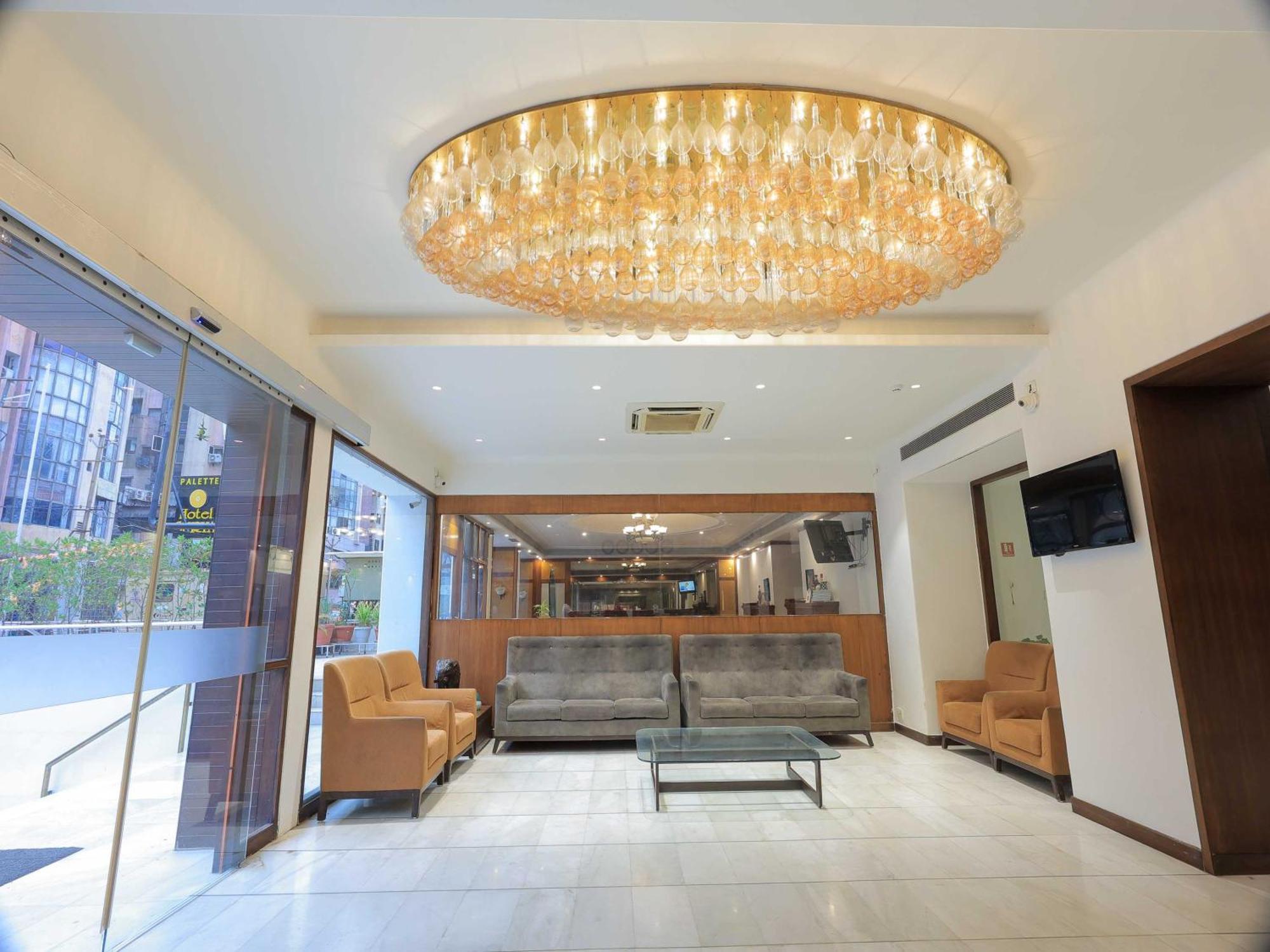 Hotel Surya Vadodara Bagian luar foto